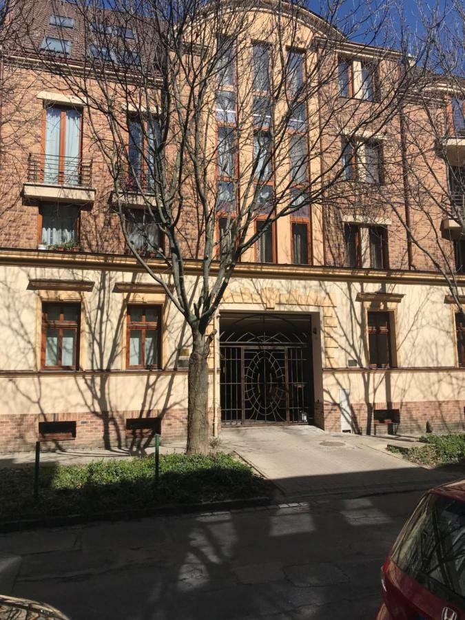 Ik Apartment Debreczyn Zewnętrze zdjęcie